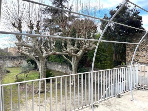 Hôtel particulier avec jardin plein Sud