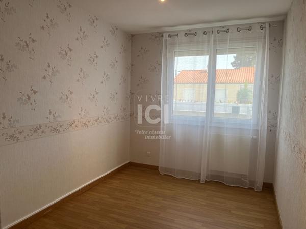 Maison 3 pièces 81m² avec jardin et deux garages