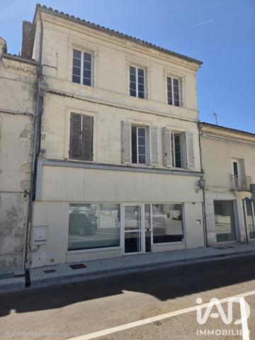 Immeuble à vendre 130,93 m² Montguyon