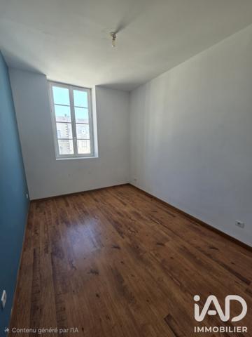 Immeuble à vendre 130,93 m² Montguyon