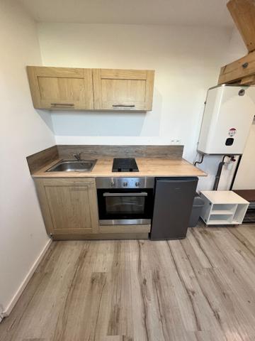 Charmant Appartement T1 à Louer au Coeur de Reims