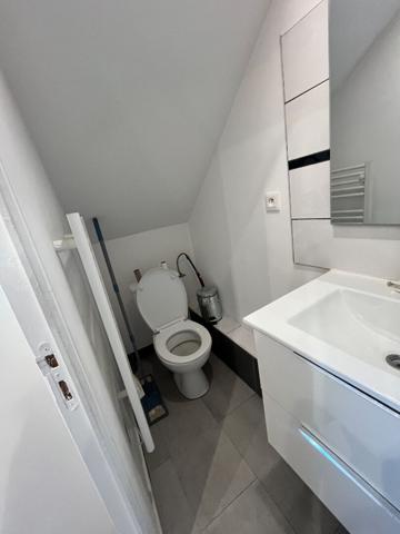 Charmant Appartement T1 à Louer au Coeur de Reims