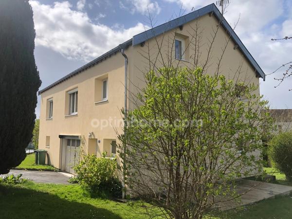 Maison individuelle rénovée sur sous-sol, très lumineuse, 4 chambres possibles, sur terrain de 909m² - La Francheville (08).