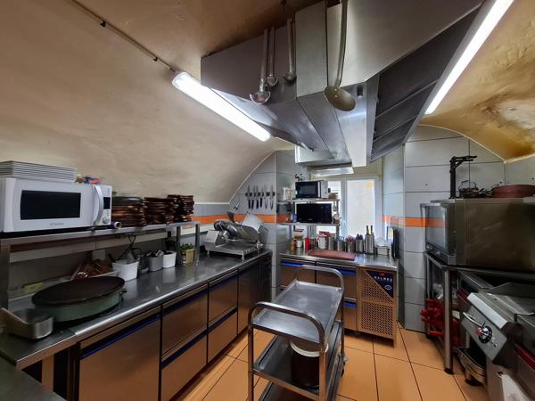 Commerce Restaurant  Murs + Fonds + Appartement T5