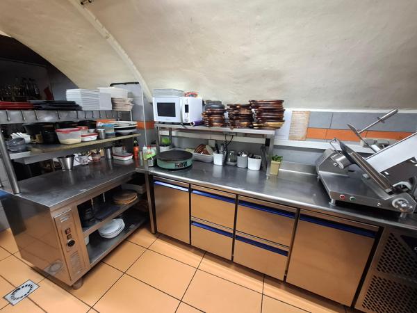 Commerce Restaurant  Murs + Fonds + Appartement T5