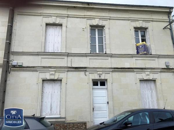 Appartement à louer 2 pièces 31.42m² Saumur (49400)