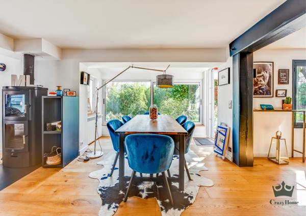 Maison 5 pièce(s) 4 chambre(s) 270 m²