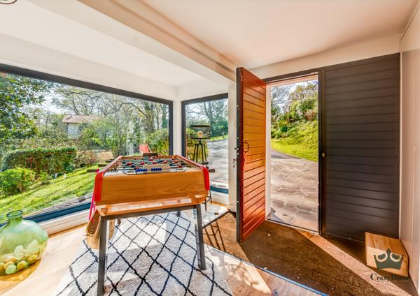 Maison 5 pièce(s) 4 chambre(s) 270 m²