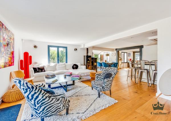 Maison 5 pièce(s) 4 chambre(s) 270 m²