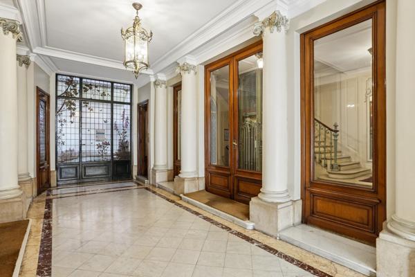 Location Appartement de luxe Paris 7 2 Pièces 35 m²