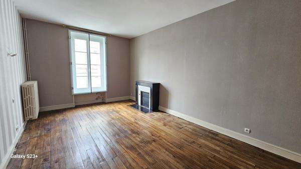 Bourgeoise - 9 pièces - 199 m²