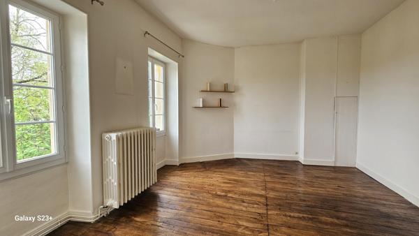 Bourgeoise - 9 pièces - 199 m²