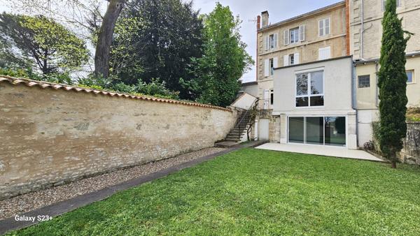 Bourgeoise - 9 pièces - 199 m²
