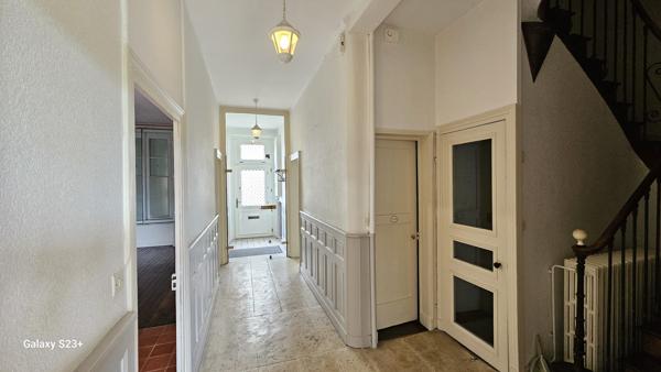 Bourgeoise - 9 pièces - 199 m²