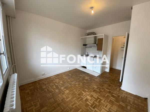 Location Studio 18.27 m² - RESIDENCE JEAN HOUDON Versailles 78000