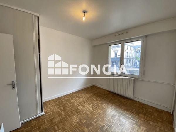 Location Studio 18.27 m² - RESIDENCE JEAN HOUDON Versailles 78000