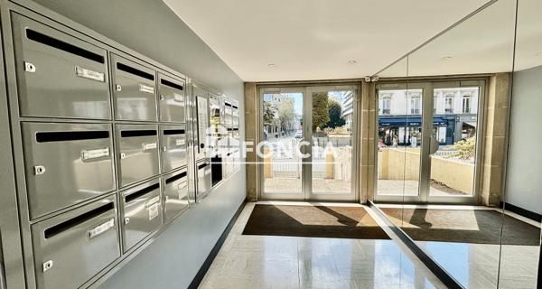 Location Studio 18.27 m² - Versailles 78000