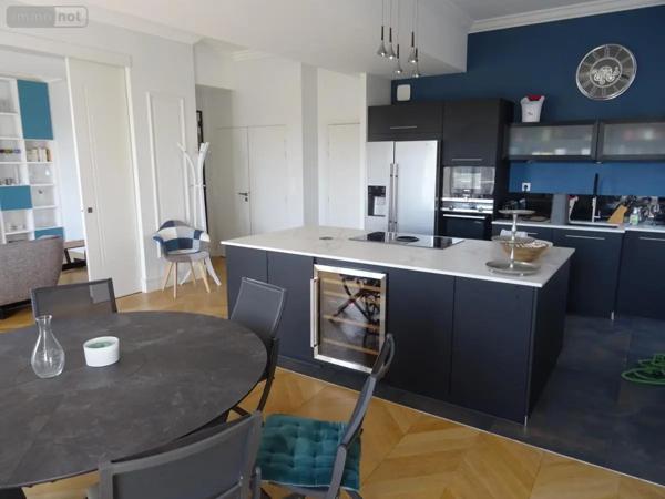 Achat - Appartement Laval 53000 4 pièces 86 m 2 304 m 2