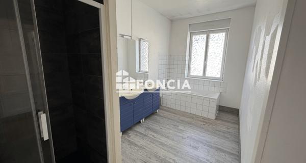 Location Maison 5 pièces 107.8 m² - Flers 61100