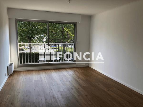 Location Appartement 2 pièces 55.33 m² - BOULEVARD DETOLLE Caen 14000