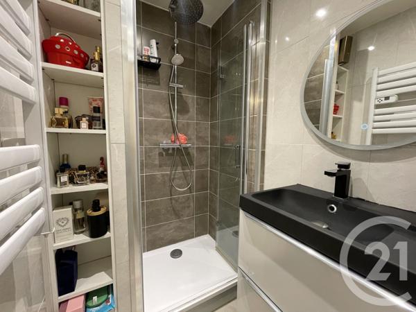 Appartement F4 à vendre  4 pièces - 95,38 m2 LE PONT DE CLAIX - 38