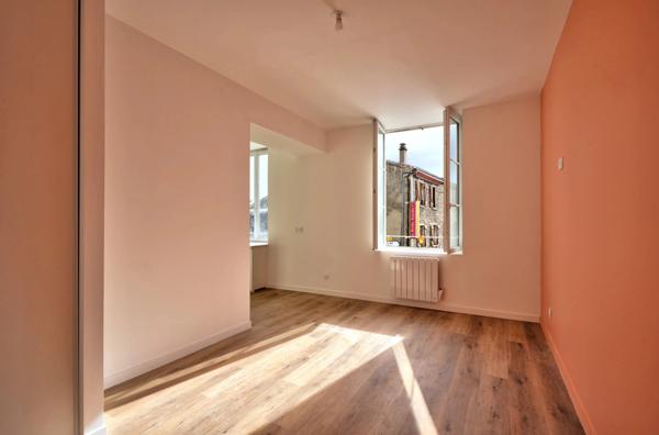 Appartement T2 rénové – 44 m² – Au cœur de Soucieu-en-Jarrest