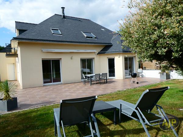 Vente maison Plumelec : 327 205 € - AJP Immobilier Plumelec