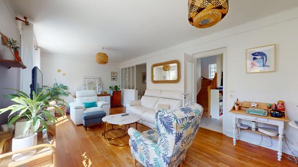 Maison à vendre à Antony - 6 pièces, 3 chambres, calme et bon état