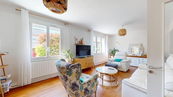 Maison à vendre à Antony - 6 pièces, 3 chambres, calme et bon état