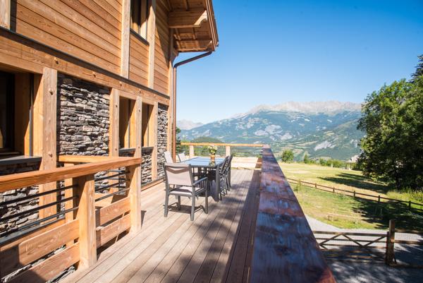 Chalet à vendre à Enchastrayes (04400) - Alpes-de-Haute-Provence
