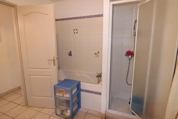 MAISON SURFACE HABITABLE 100M² LOUER A L'ANNEE