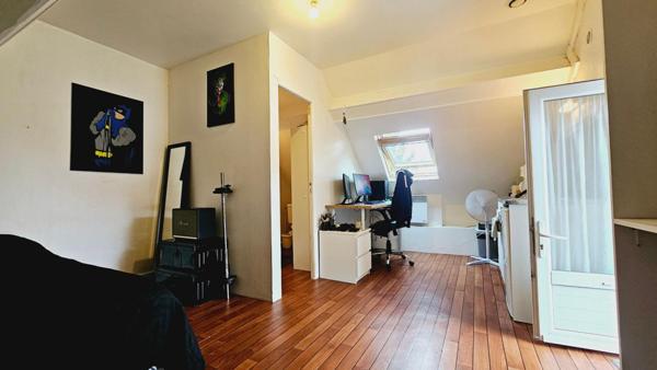 MAISON 6 PIECES 5 CHAMBRES + 2 STUDIOS INDEPENDANTS