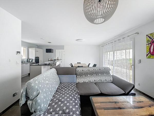 Maison récente 85m² centre ville de Châteauneuf