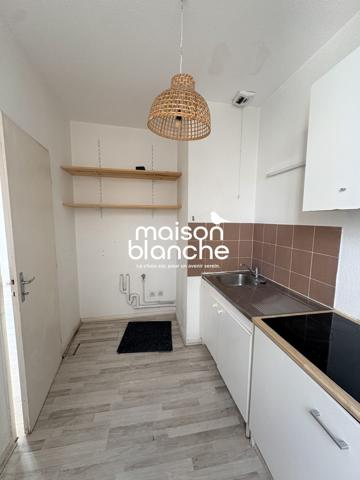 T3 en duplex – Bordeaux Centre – Immeuble en pierre