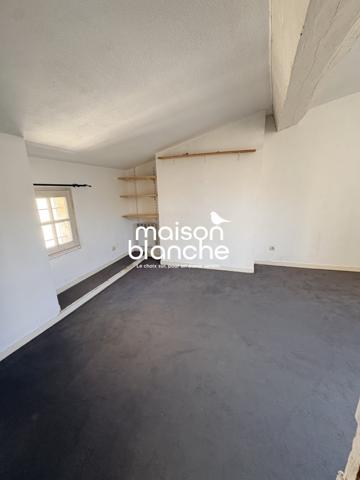 T3 en duplex – Bordeaux Centre – Immeuble en pierre