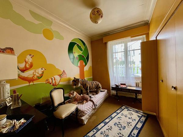 Appartement ST Thérèse 7 pièce(s) 166 m2 terrasse/jardin cave ,  
Nantes 44100