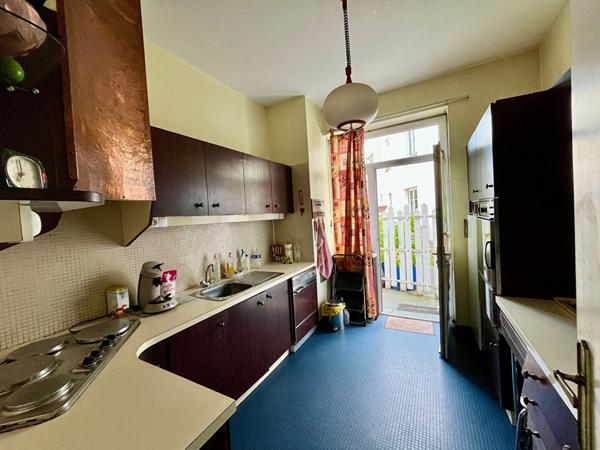 Appartement ST Thérèse 7 pièce(s) 166 m2 terrasse/jardin cave ,  
Nantes 44100