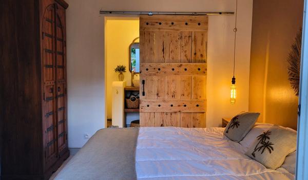 Mimosa - Maison rénovée avec piscine et dépendance – 156 m² – calme, sans vis-à-vis