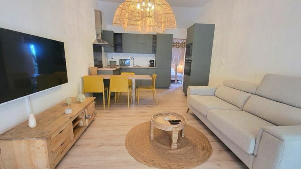 Mimosa - Maison rénovée avec piscine et dépendance – 156 m² – calme, sans vis-à-vis