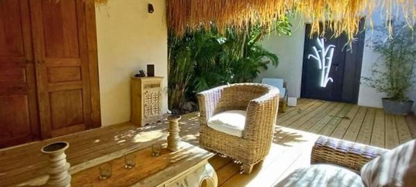 Mimosa - Maison rénovée avec piscine et dépendance – 156 m² – calme, sans vis-à-vis