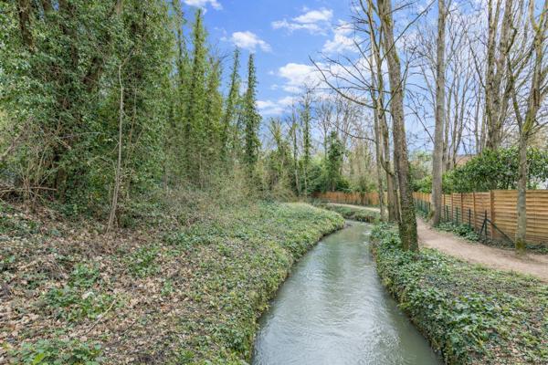 Appartement 3 pièces très lumineux proche RER , Bièvres, DPE D