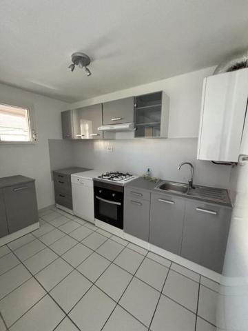 HYERES - Beau 3 pièces lumineux et fonctionnel