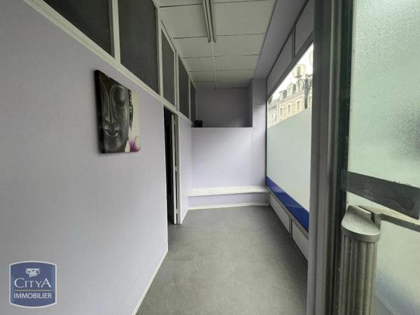 Location local commercial Tulle (19000)