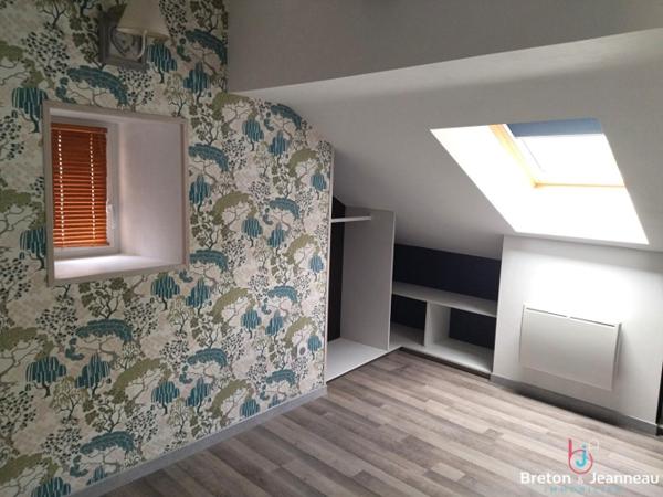 APPARTEMENT F2 à MONTSURS