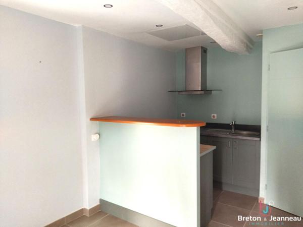 APPARTEMENT F2 à MONTSURS