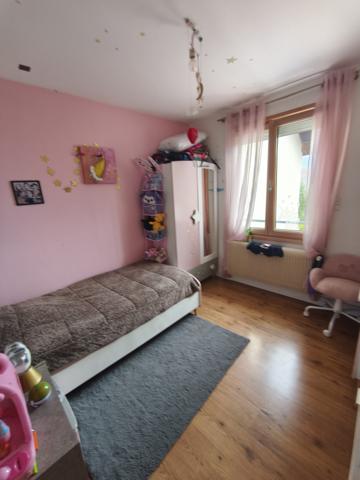 À vendre - Maison mitoyenne 2 côtés, 4 pièces située à Pontarlier (25300)