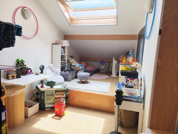 À vendre - Maison mitoyenne 2 côtés, 4 pièces située à Pontarlier (25300)