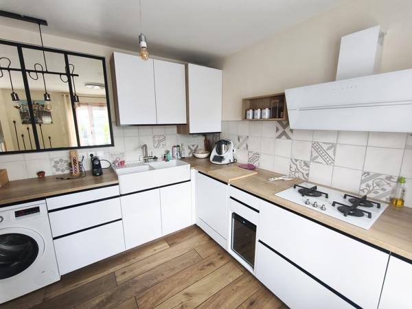 À vendre - Maison mitoyenne 2 côtés, 4 pièces située à Pontarlier (25300)
