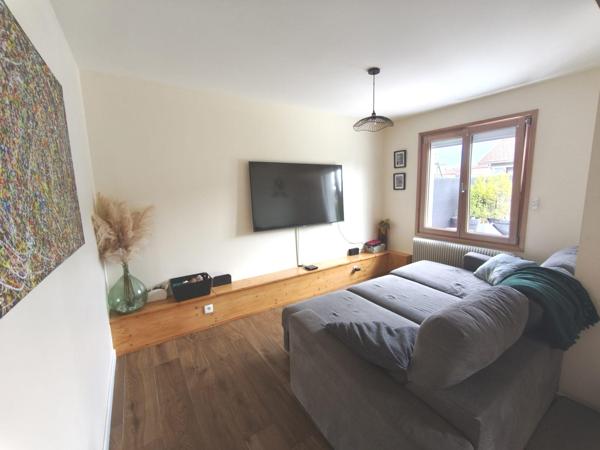 À vendre - Maison mitoyenne 2 côtés, 4 pièces située à Pontarlier (25300)