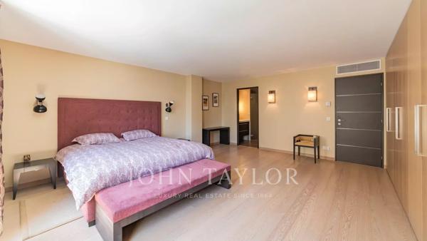 Spacieux appartement en plein centre de Beaulieu-sur-Mer